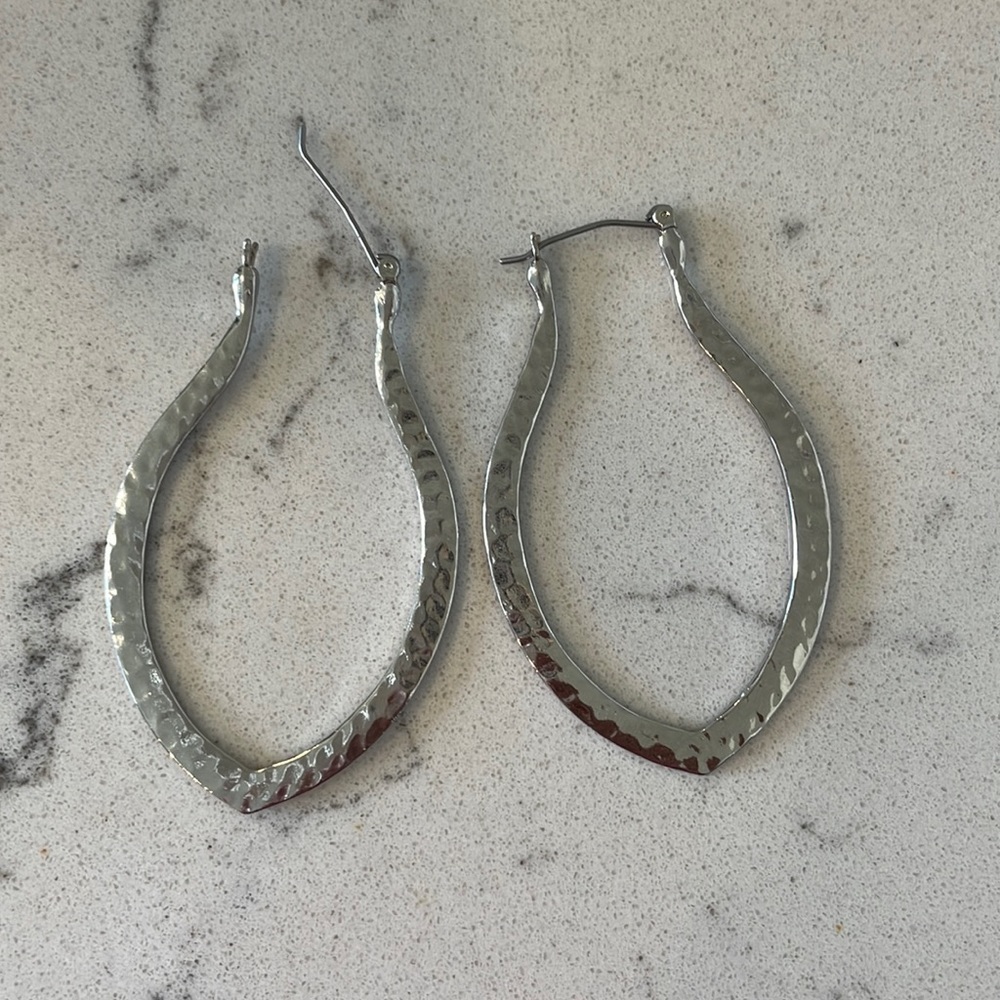 NWT Silver Hammered Hoops